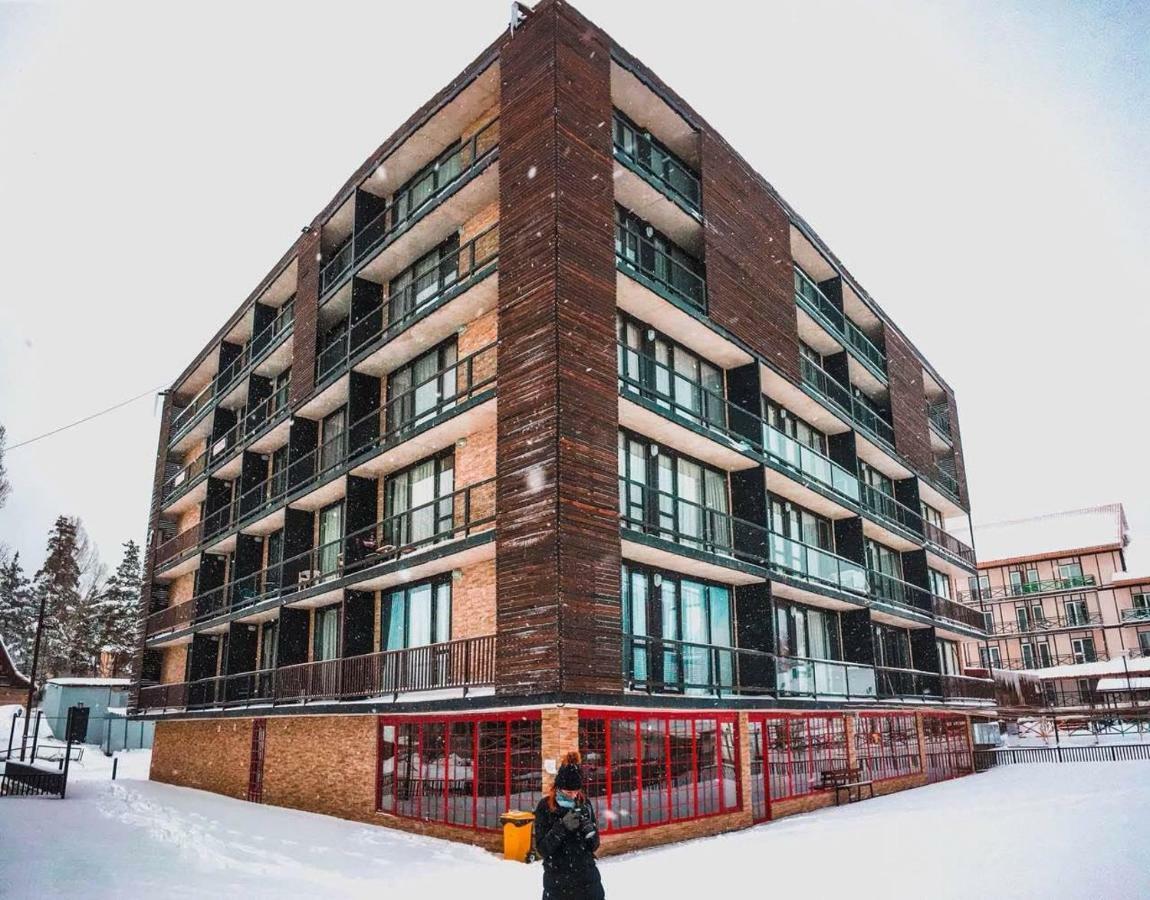 Mgzavrebi Apartment In Bakoerjani Buitenkant foto