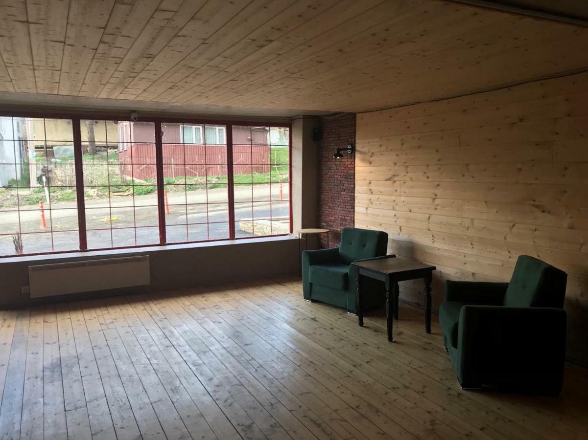 Mgzavrebi Apartment In Bakoerjani Buitenkant foto